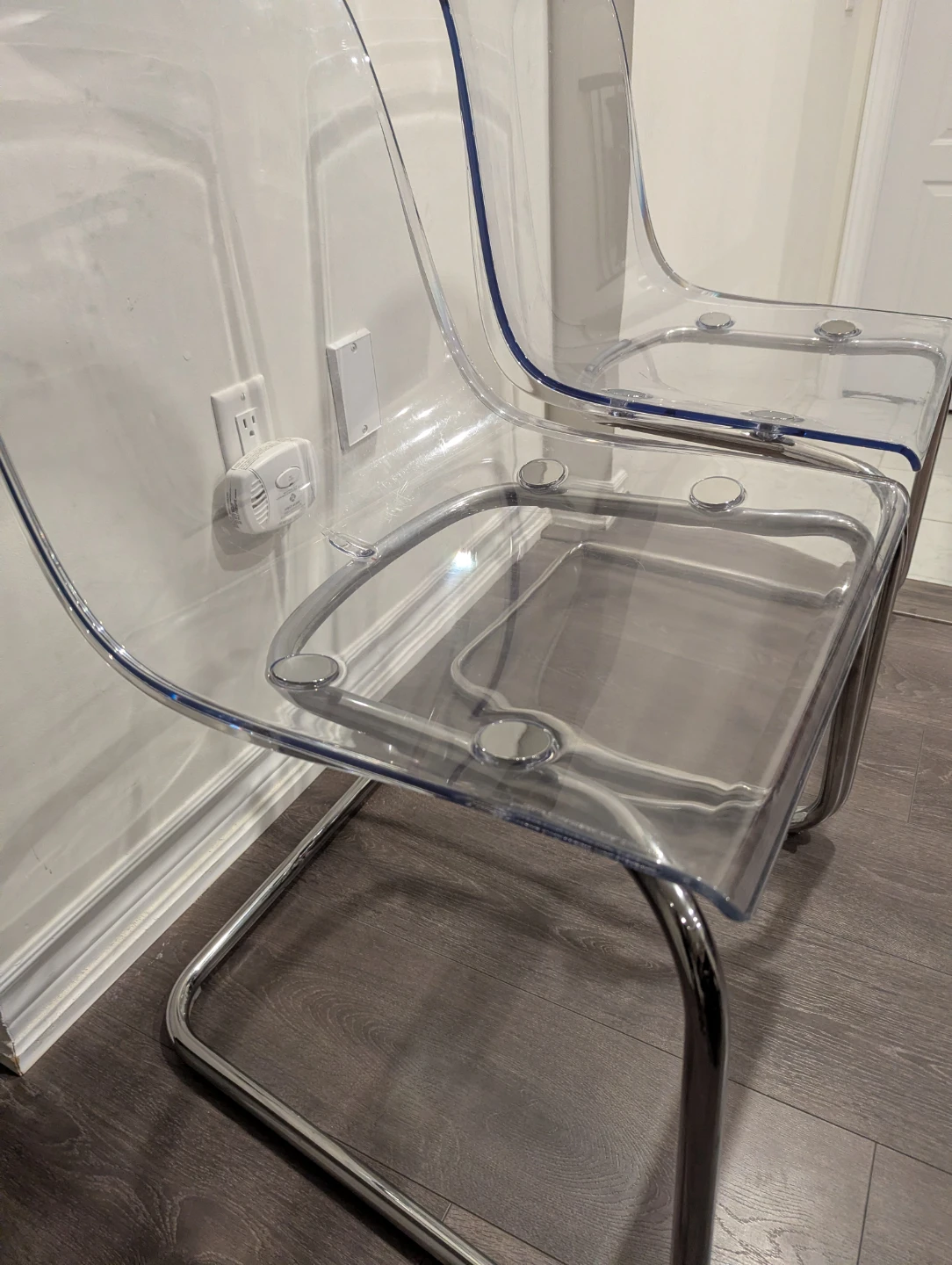 Set of 2 Ikea Clear Acrylic Dining Chairs - photo 2