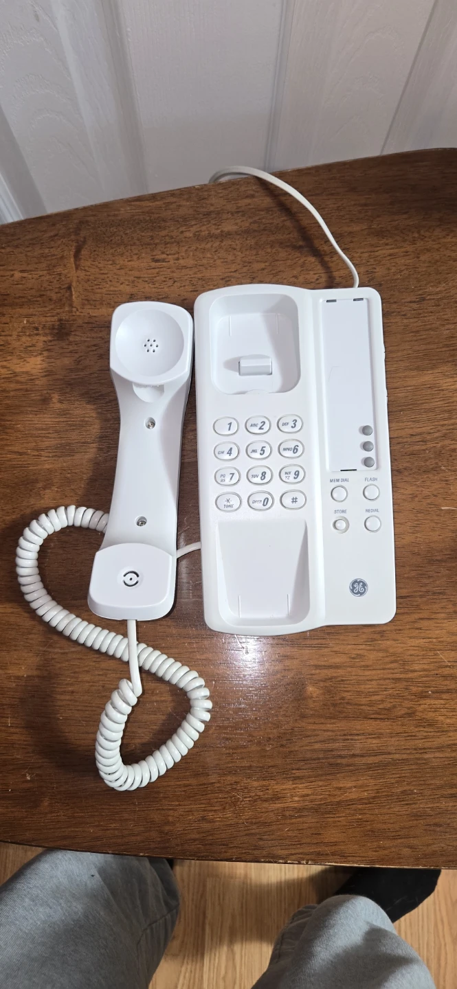 GE Corded Telephone White - photo 2