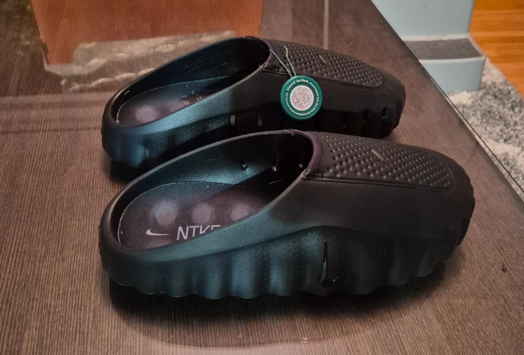 Nike Mind Science Department slides Black