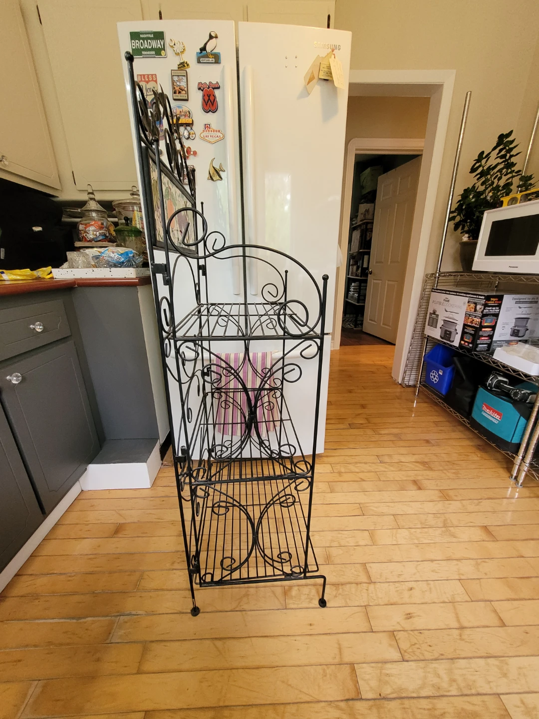 Wrought Iron Kitchen Bakers Rack with Fruit Tile - photo 2
