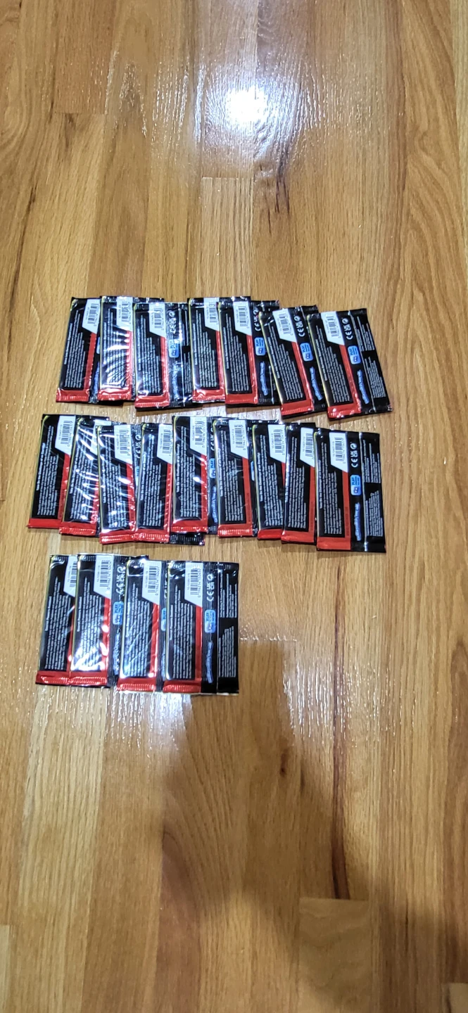 Set of 20 Pokémon Trading Card Game Booster Packs - photo 2
