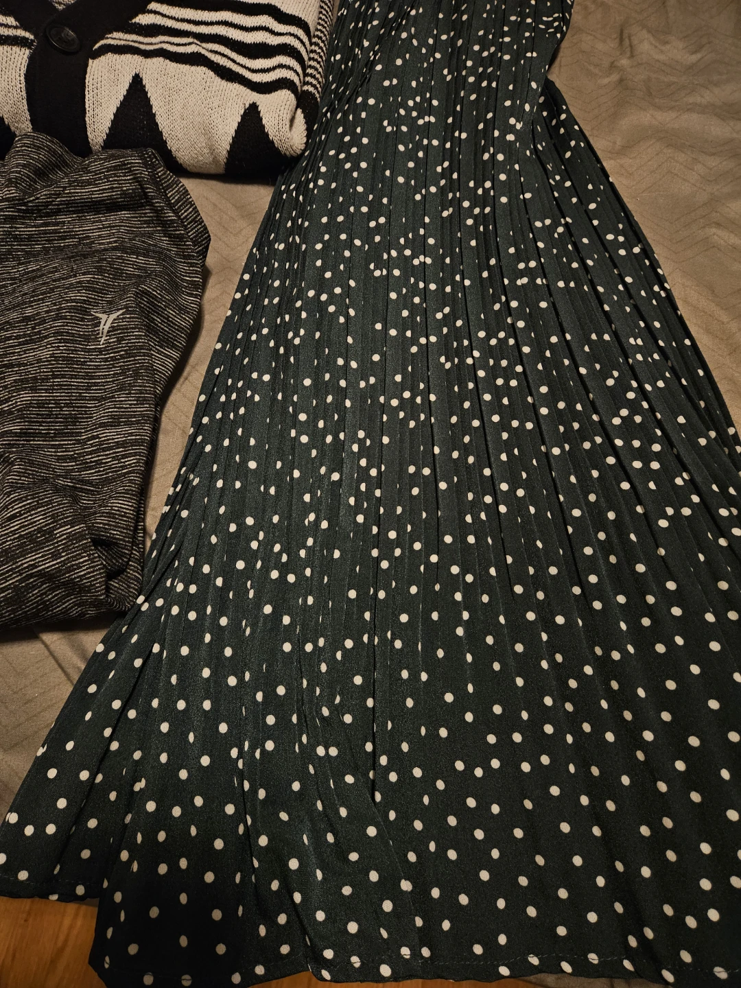 Women's Long Skirt and Tops - photo 2