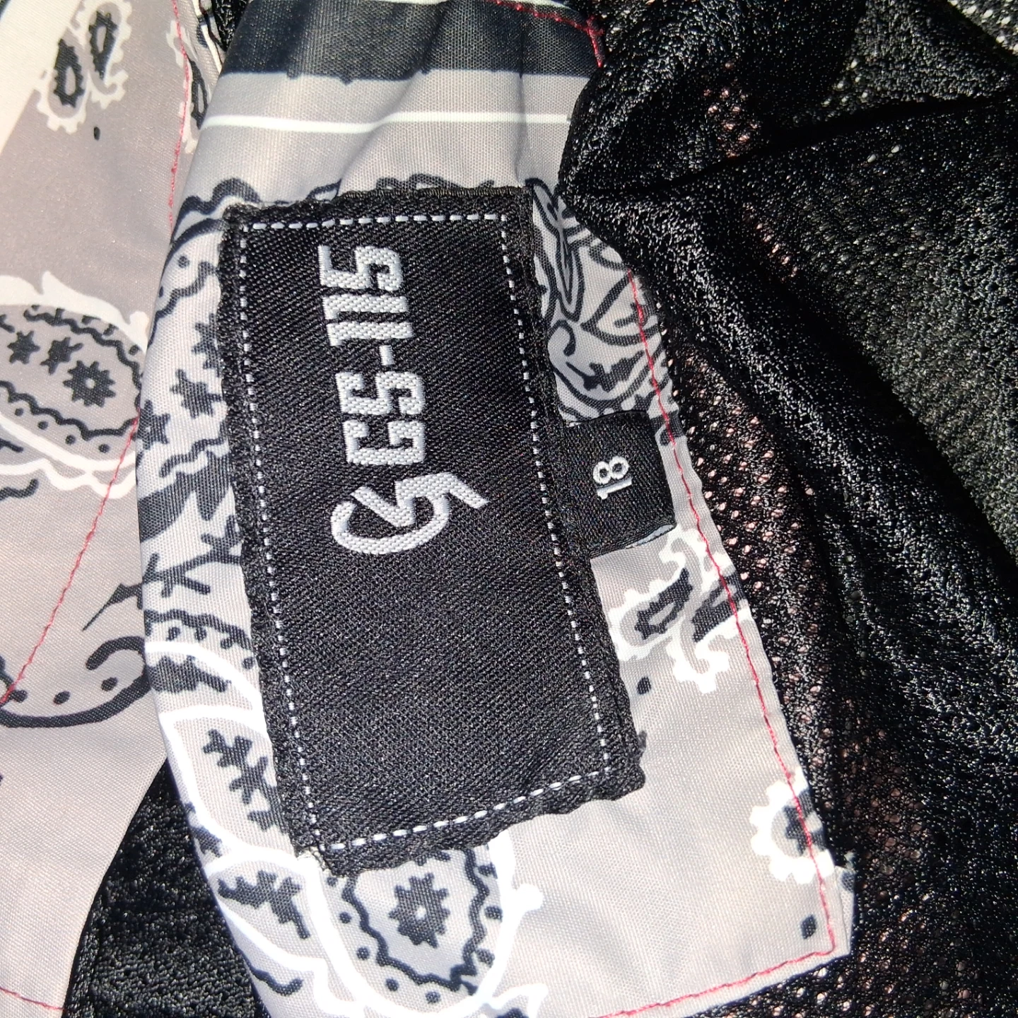 GS-115 Paisley Print Pullover Hoodie - photo 3