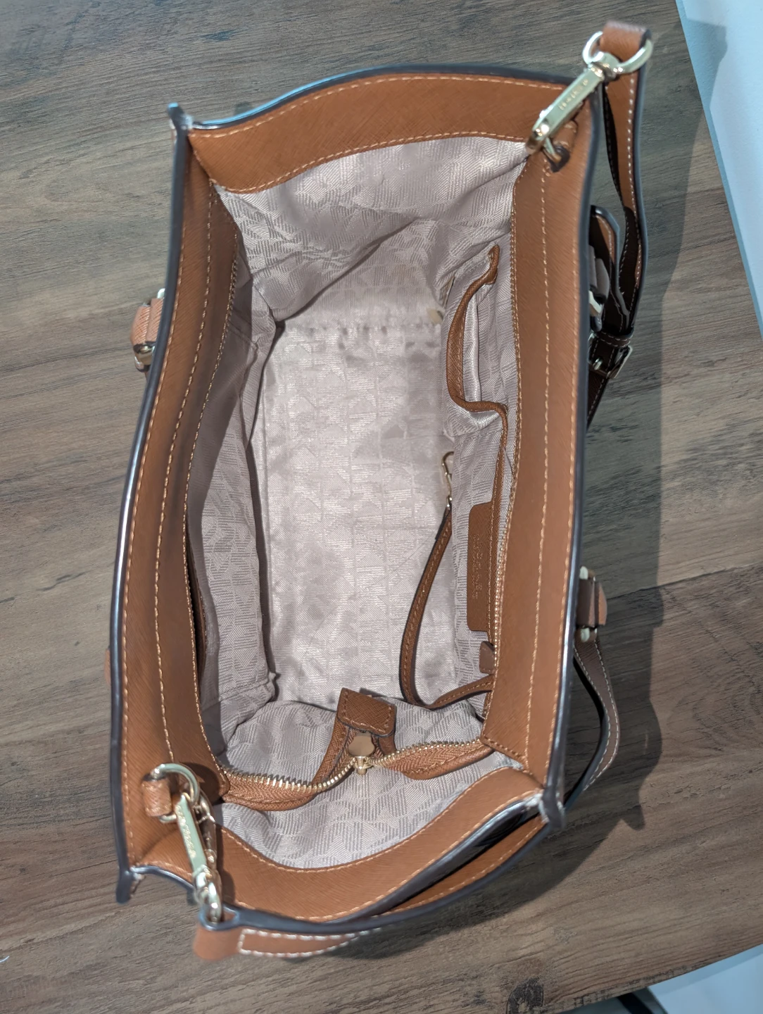 Michael Kors Brown Saffiano Leather Handbag - photo 2