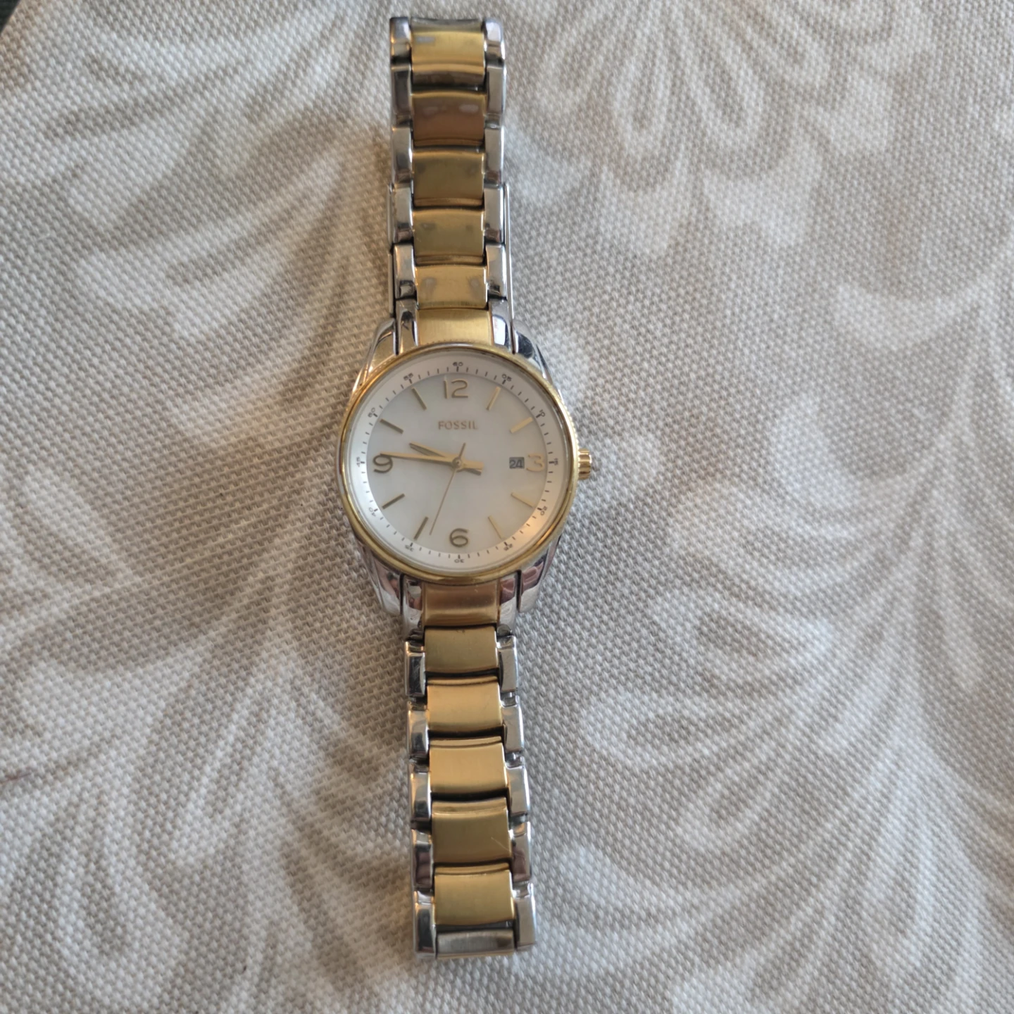 Vintage Fossil Women's Mother of Pearl Sainless Steel Watch - photo 3