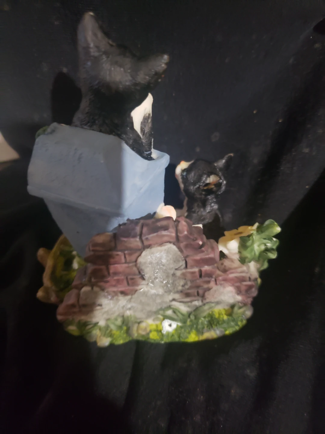 Black and White Kitten Statue - photo 5