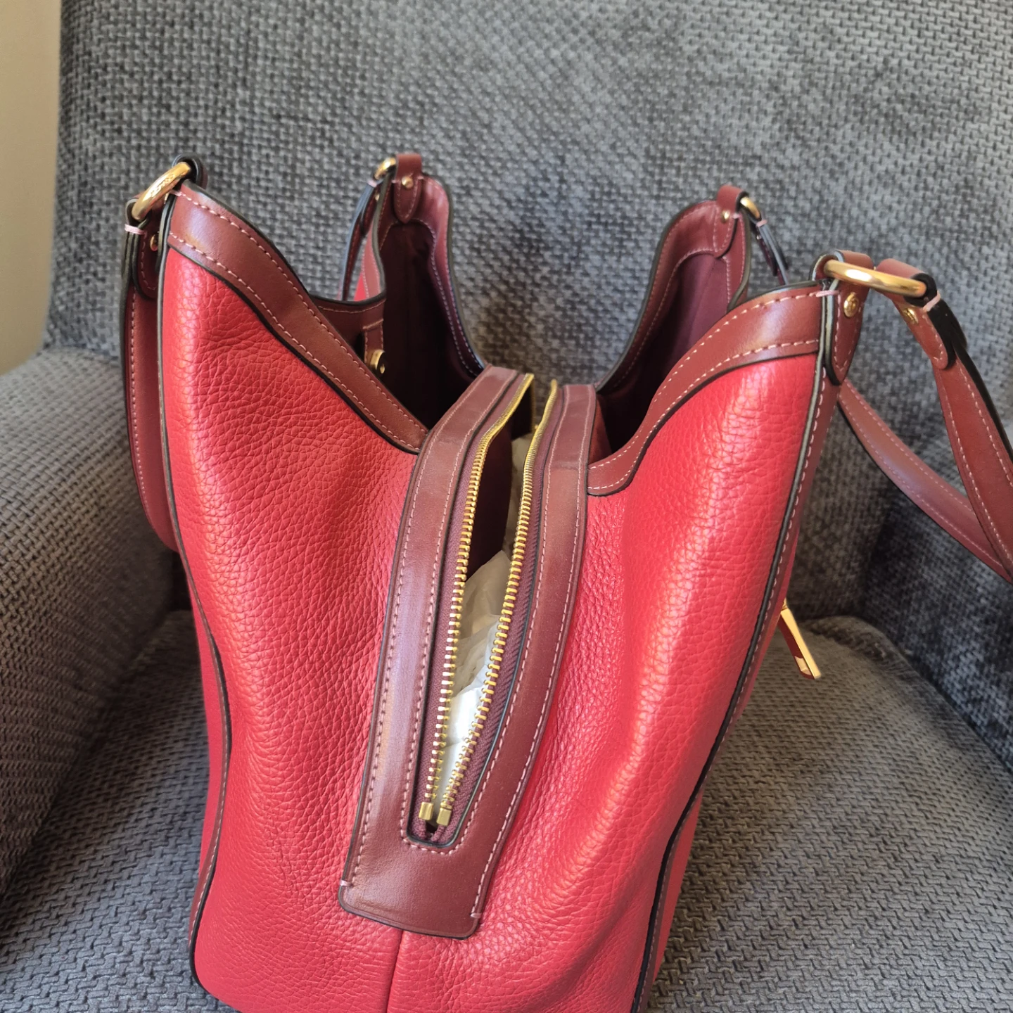 NEW Coach Red Leather Shoulder Bag - photo 3