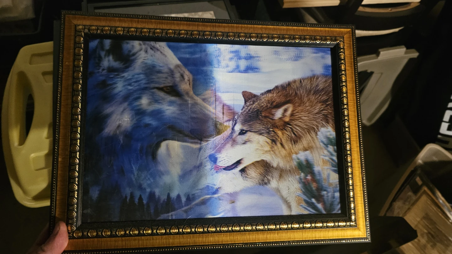 Wolf Lenticular Wall Art - photo 2