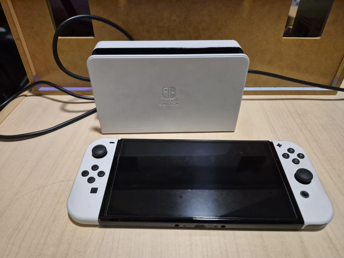 Nintendo Switch OLED Model White - photo 3