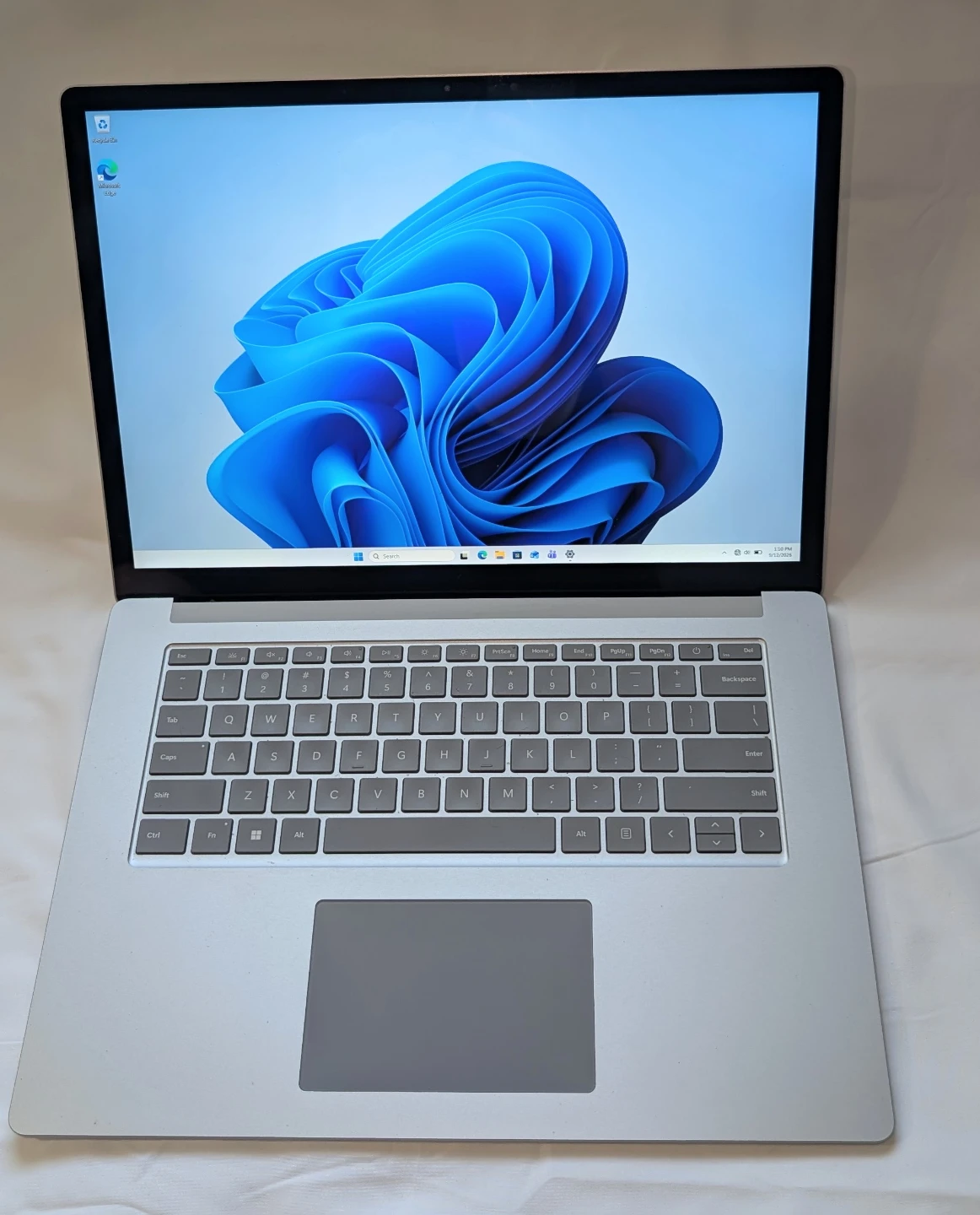 MICROSOFT SURFACE LAPTOP 5  WINDOWS 11 PRO 15 inch PENTIUM i7