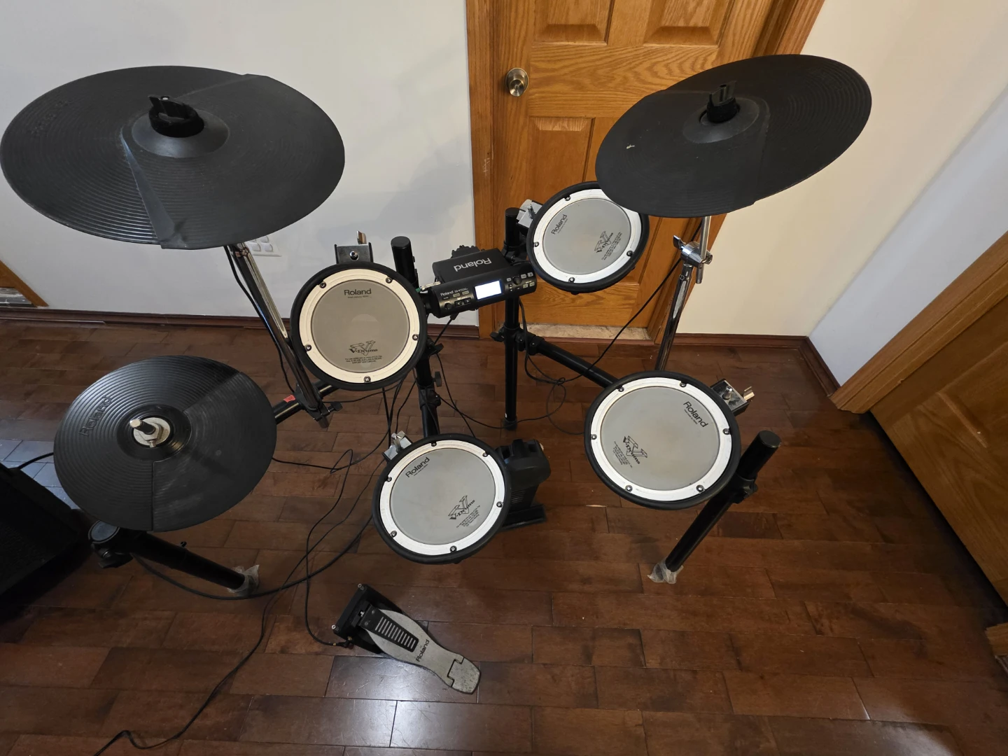 Roland TD-4 V-Drums Electronic Drum Set - photo 3