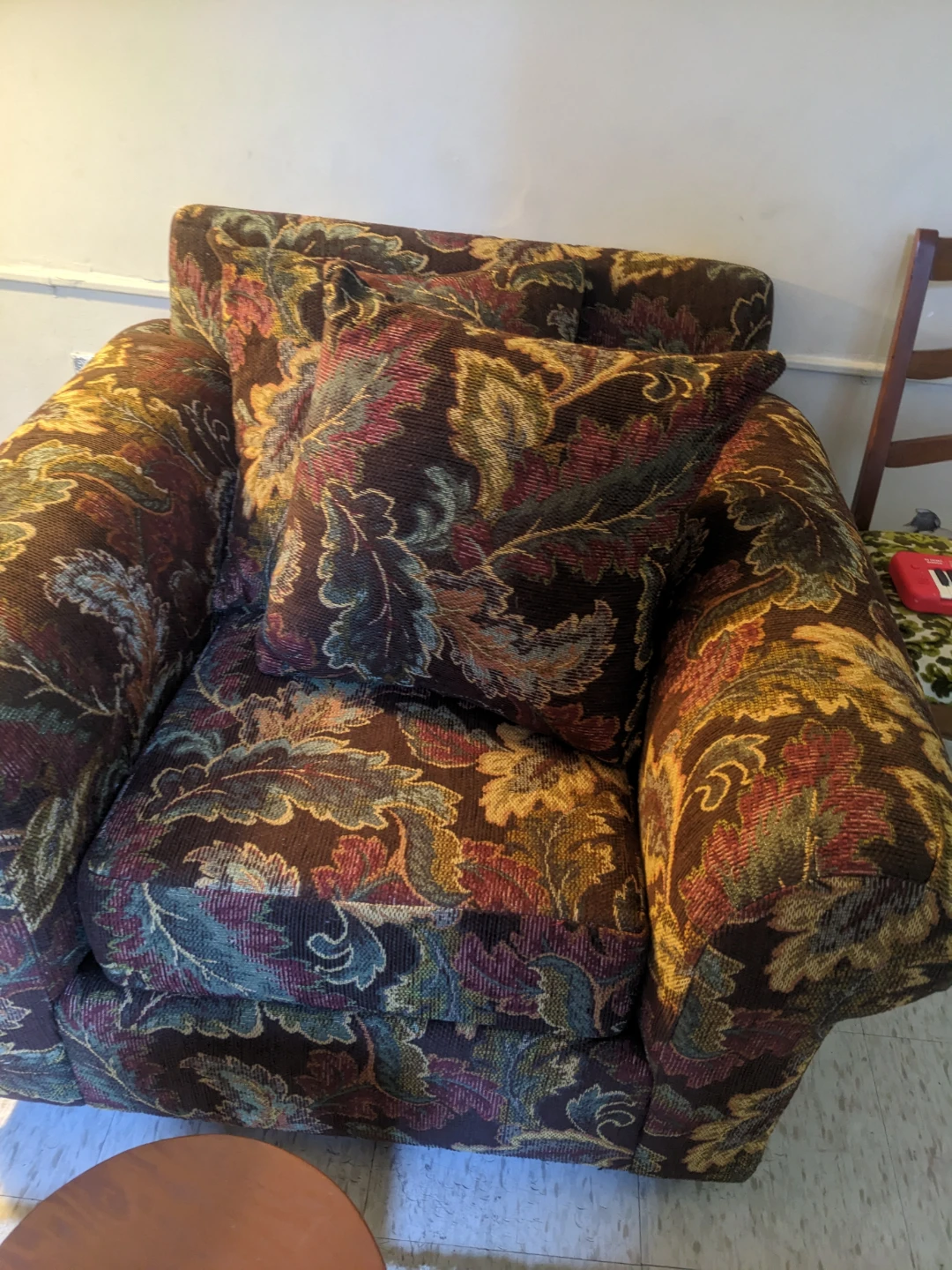 Floral pattern sofa and armchair set - photo 2