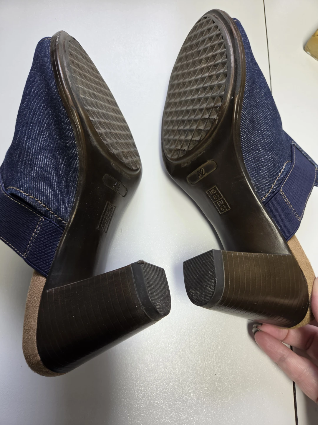 Aerosoles Denim Mule Heels Size 8.5M - photo 5