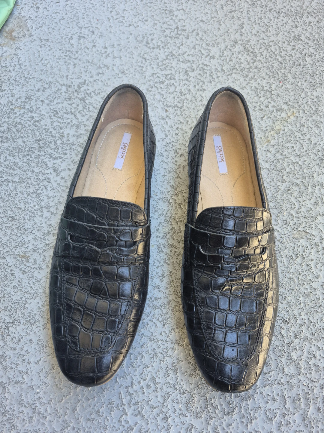 Geox Respira Black Croc-Embossed Loafers