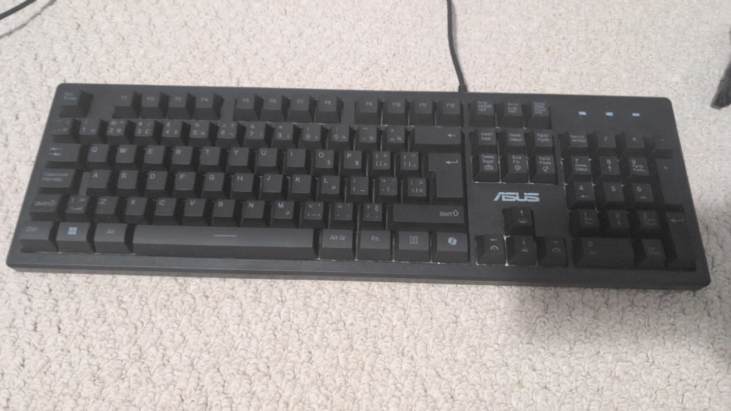 ASUS Wired Keyboard and Mouse Set (Price is for both)