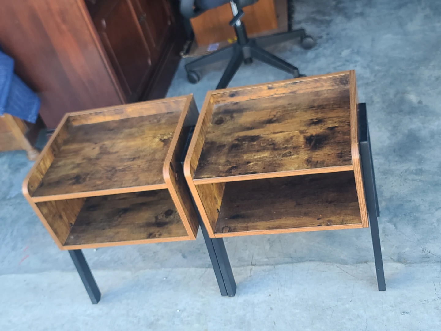 Set of two rustic industrial nightstands - photo 3