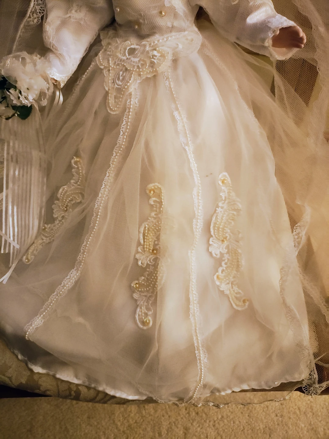 Porcelain Bride Doll - photo 2