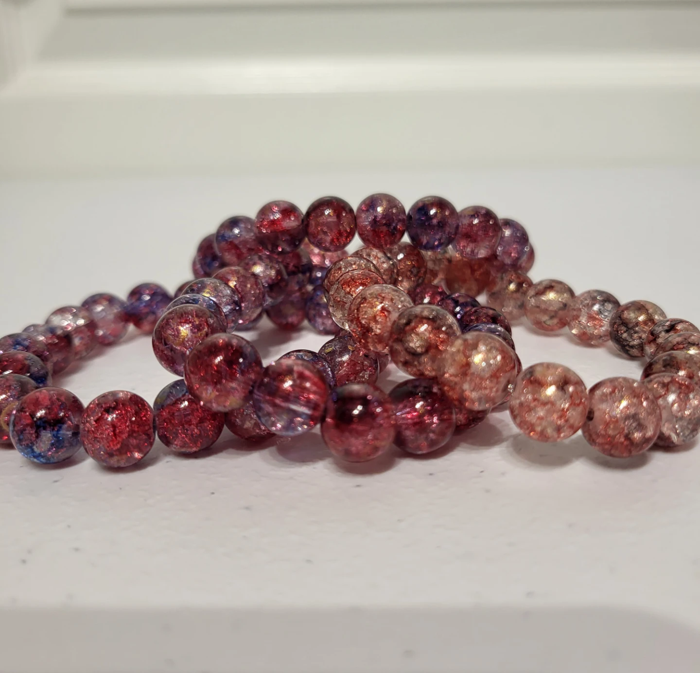 Set of 18 Multi-Coloured Crackle Glass Bead Bracelets - photo 5