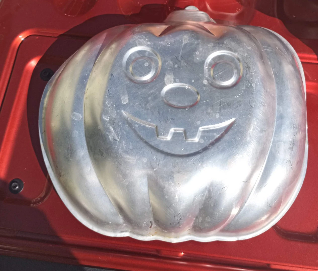 1987 Wilton Pumpkin Cake Pan