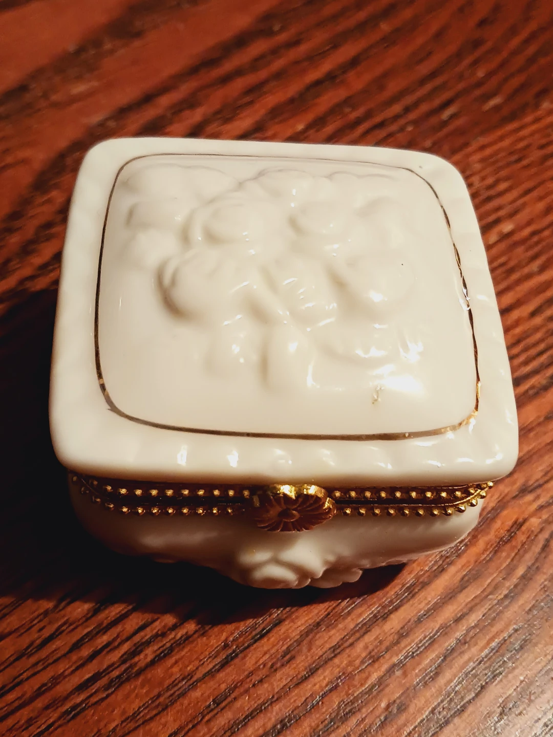 Beautiful Porcelain Miniature Jewelry Trinket Box - photo 2