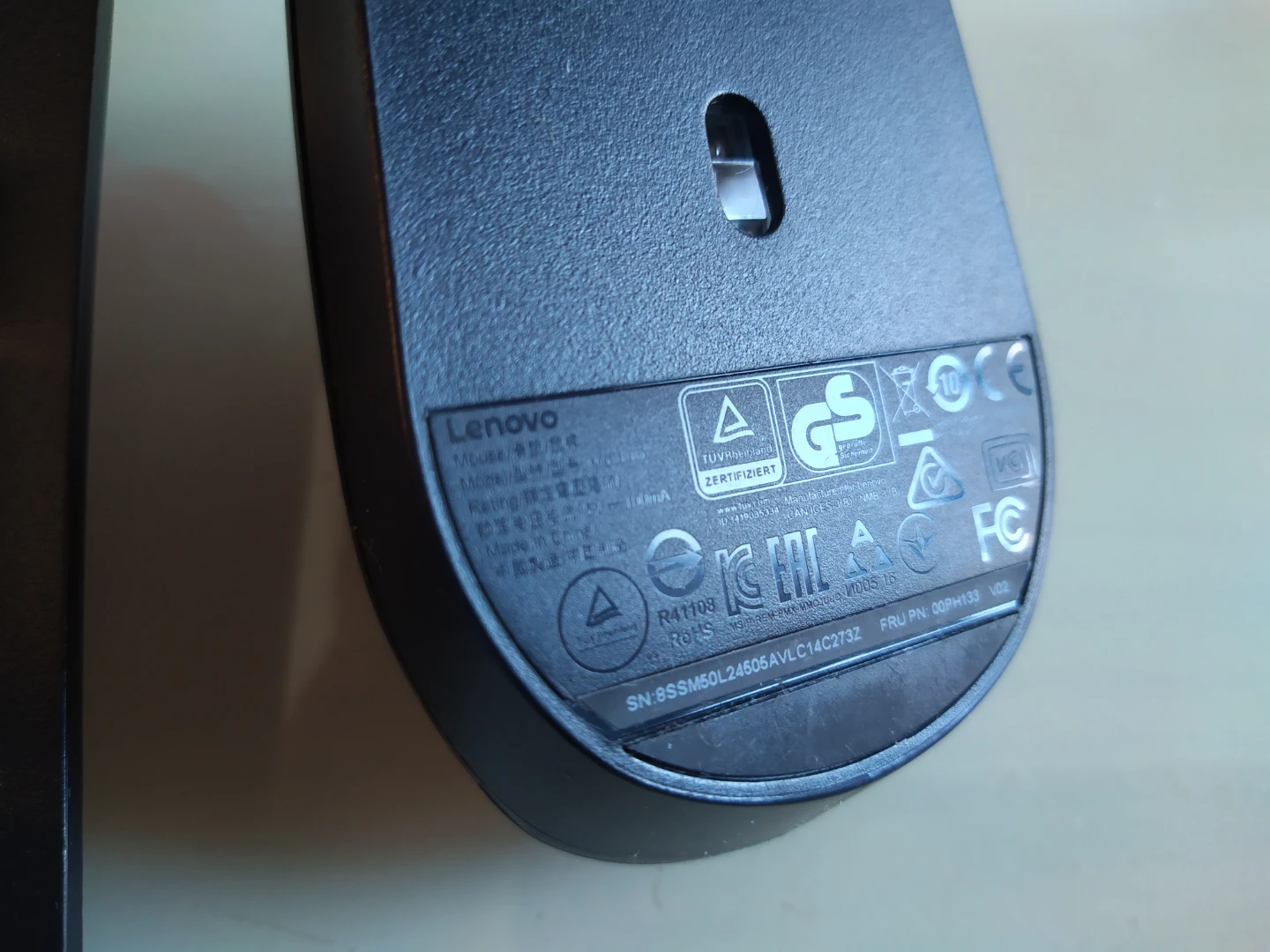 Lenovo ThinkVision S22e-20 Monitor with Keyboard and Mouse - photo 4