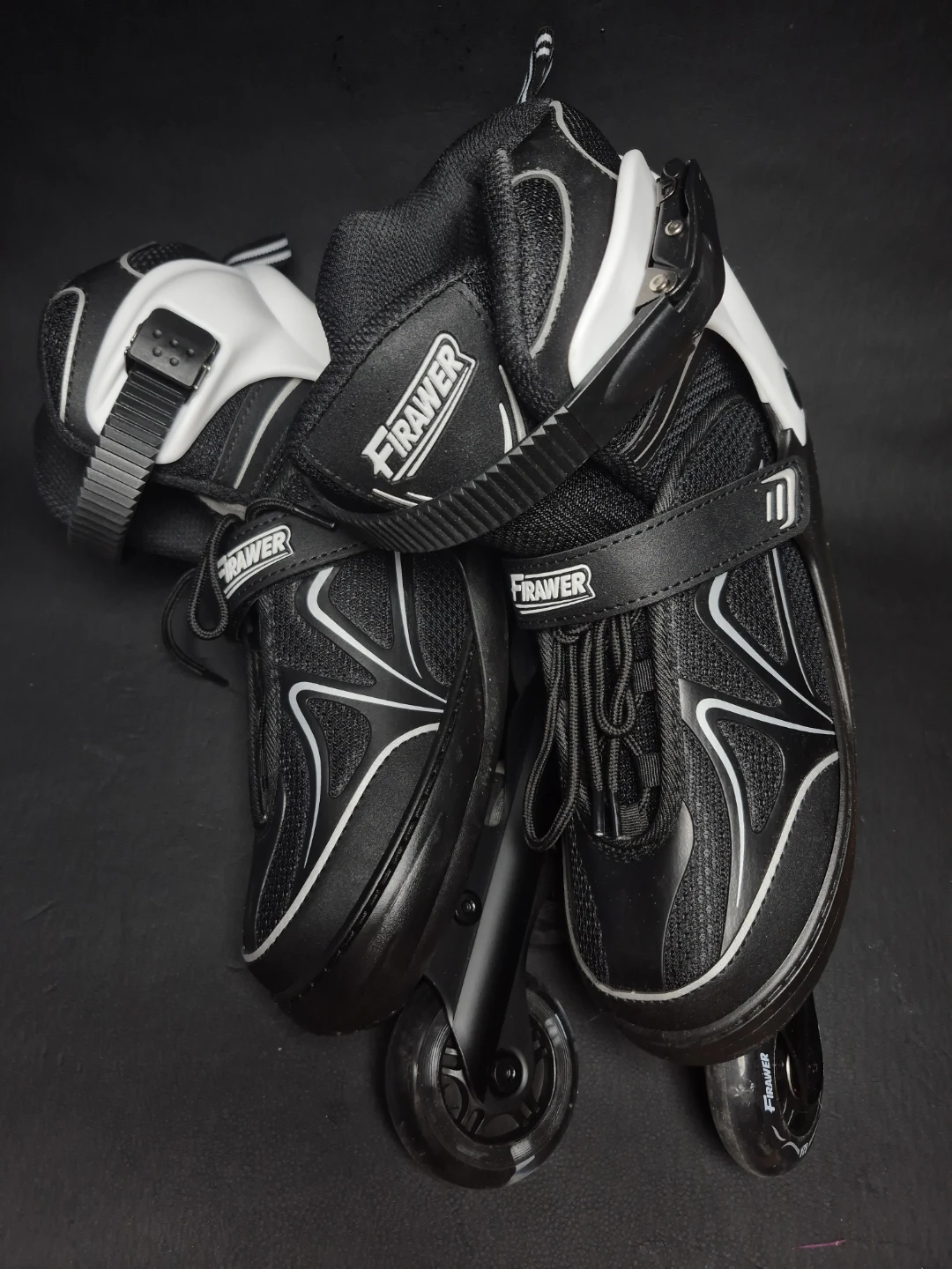 Inline Skates (Large, Adjustable)