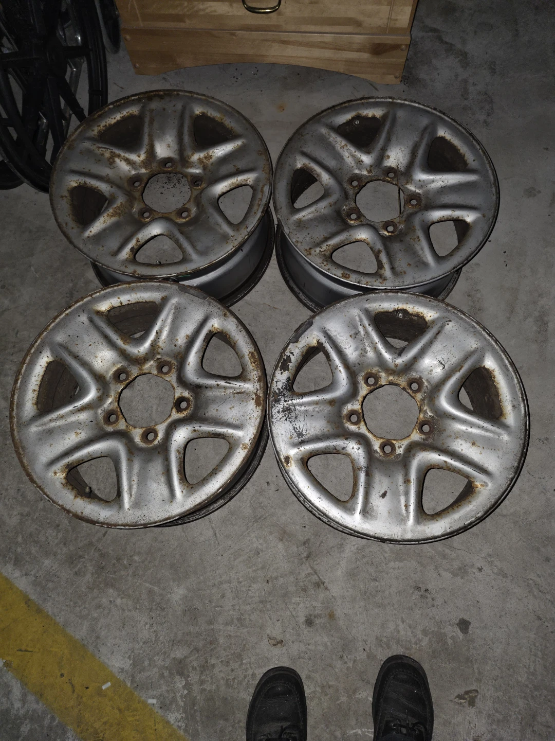 Set of 4 Used 5-Lug Alloy Wheels