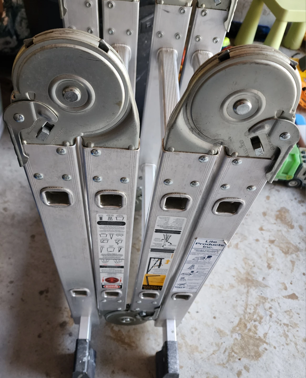 Foldable Ladder