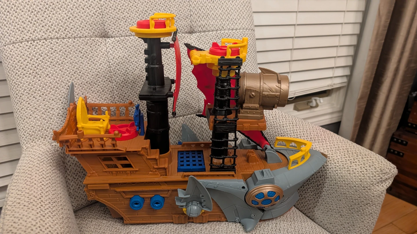 Imaginext Shark Pirate Ship