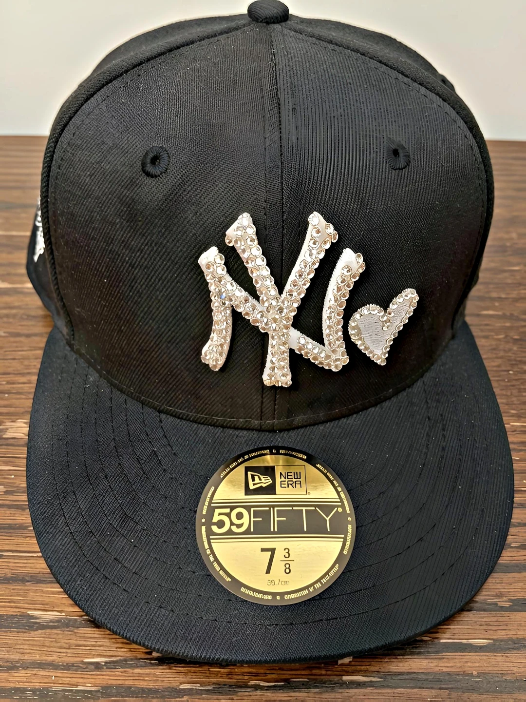 New Era 59FIFTY NY Yankees Hat 7 3/8 Iced CapTo
