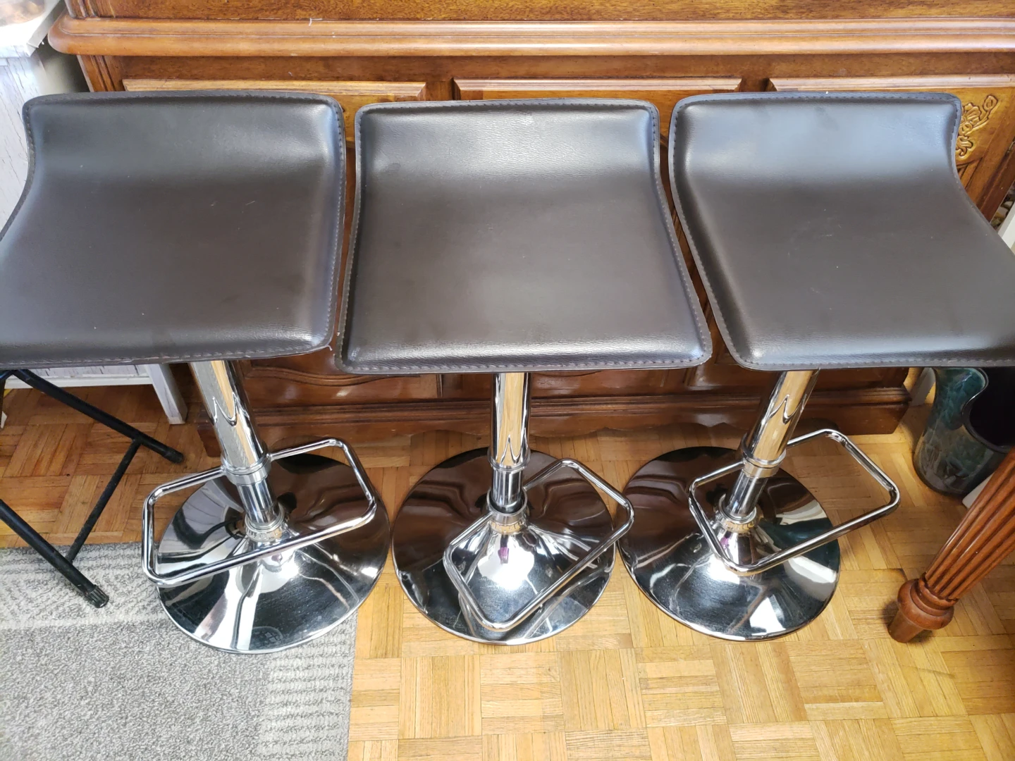 Set of 3 brown adjustable bar stools