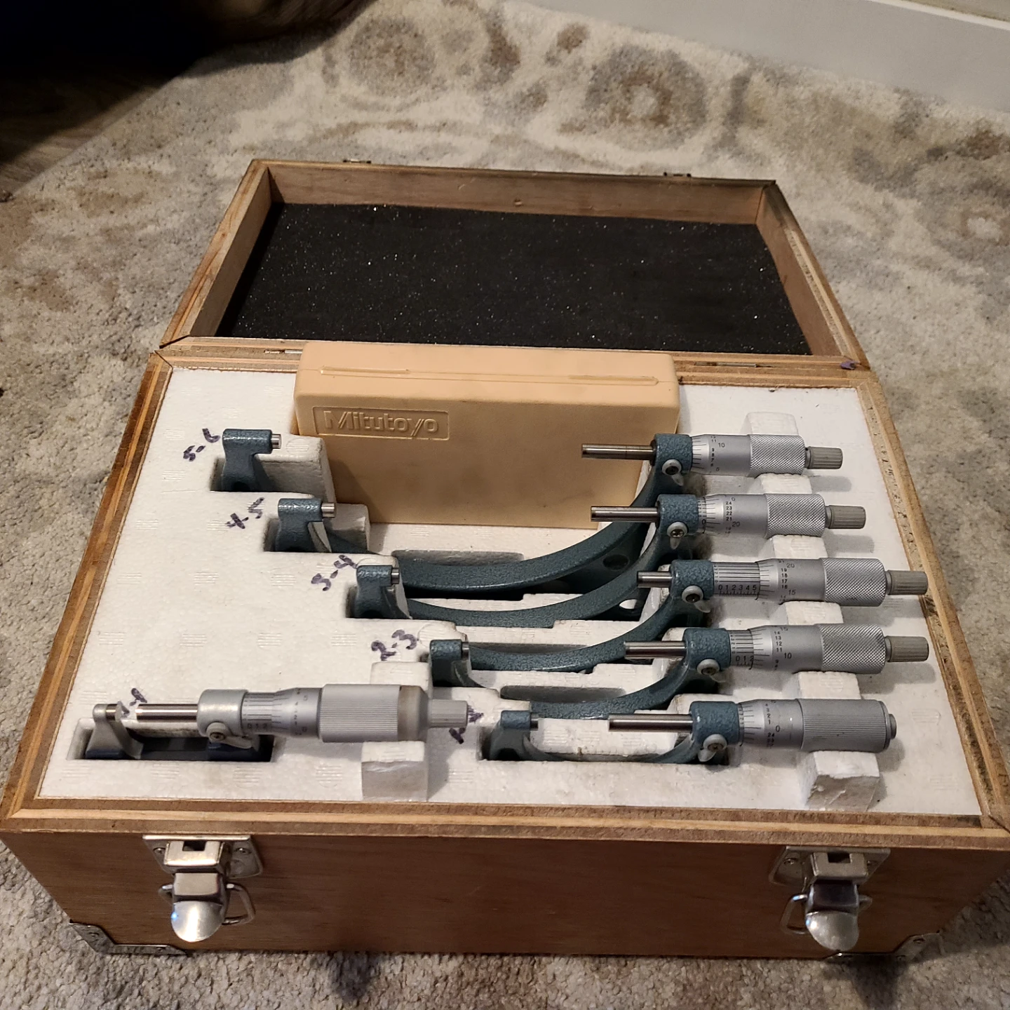 Mitutoyo Outside Micrometer Set - photo 3