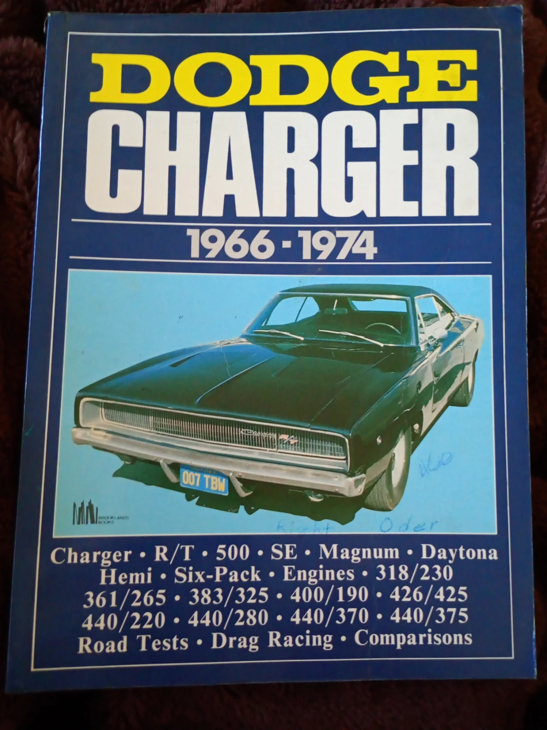 Collection of 5 Vintage Mopar Automotive Books and Catalogs - photo 5