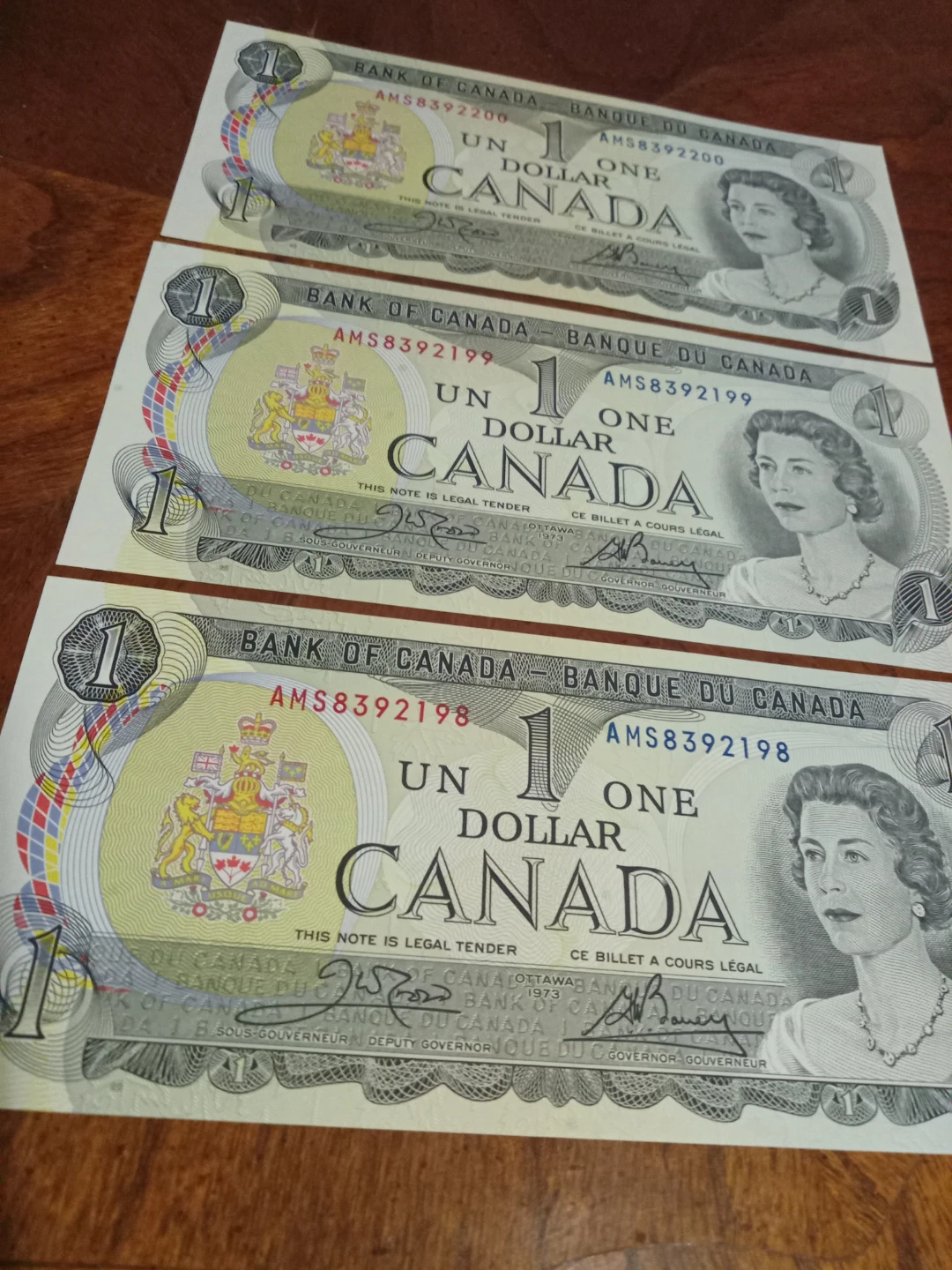 Three 1973 Canadian $1 bills Uncirculated/Consecutive