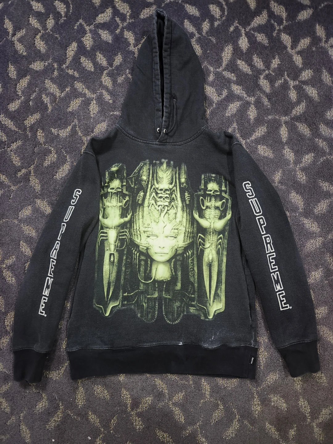 Supreme H.R. Giger Hoodie - photo 2
