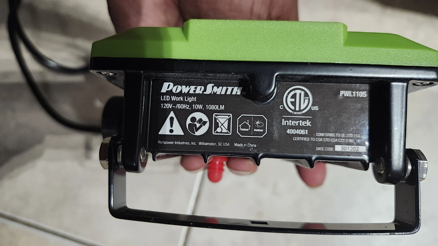 PowerSmith LED Work Light PWL110S - photo 2