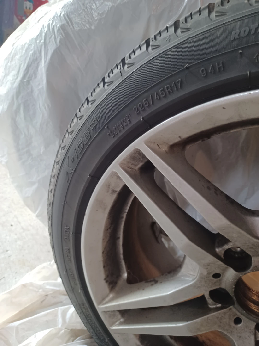 Michelin X-Ice Xi3 225/45R17 Winter Tires + Rims - photo 5