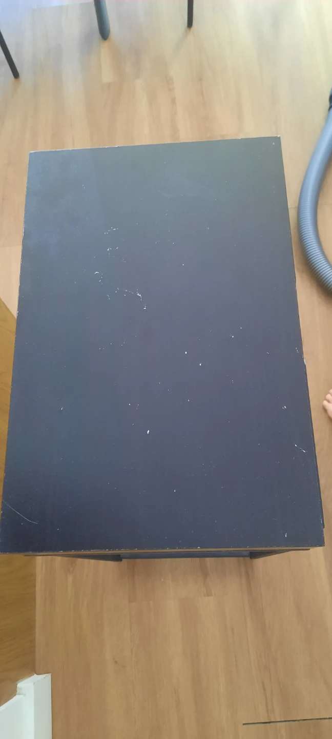 Black C-Shaped Side Table - photo 3