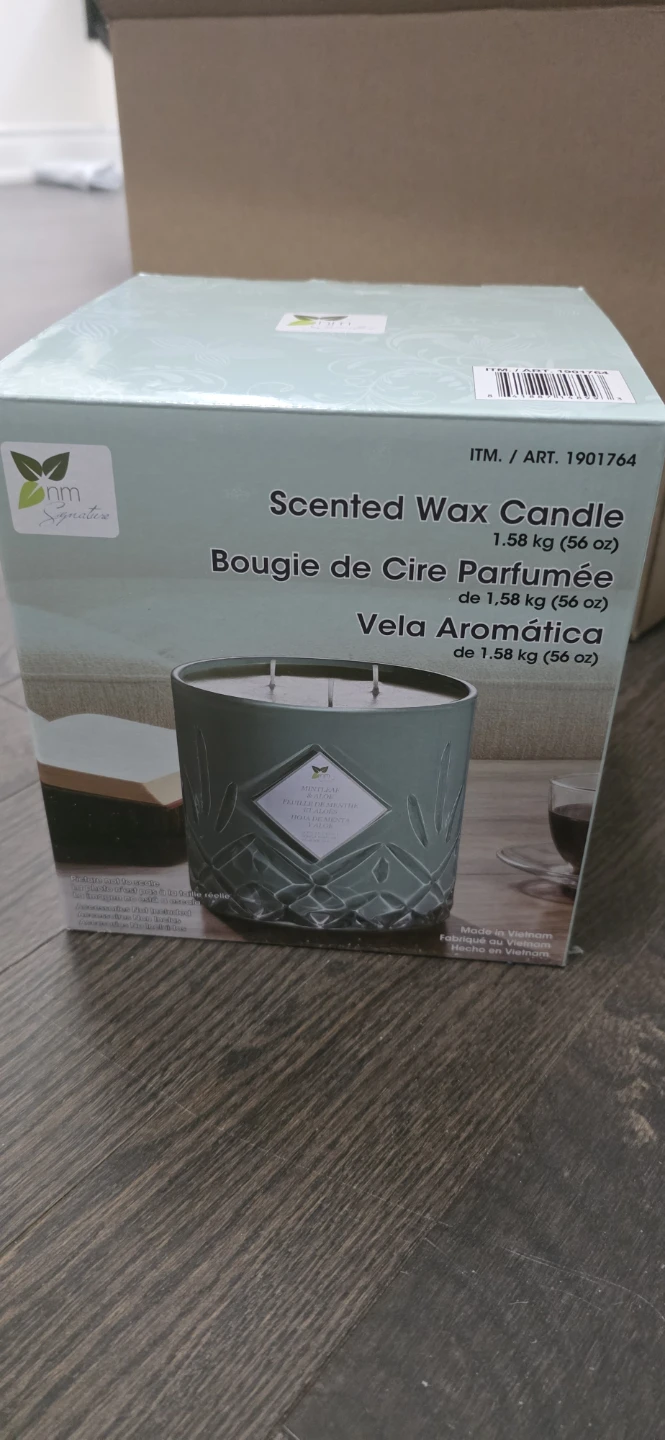 NM Signature Mintleaf & Aloe Scented Candle