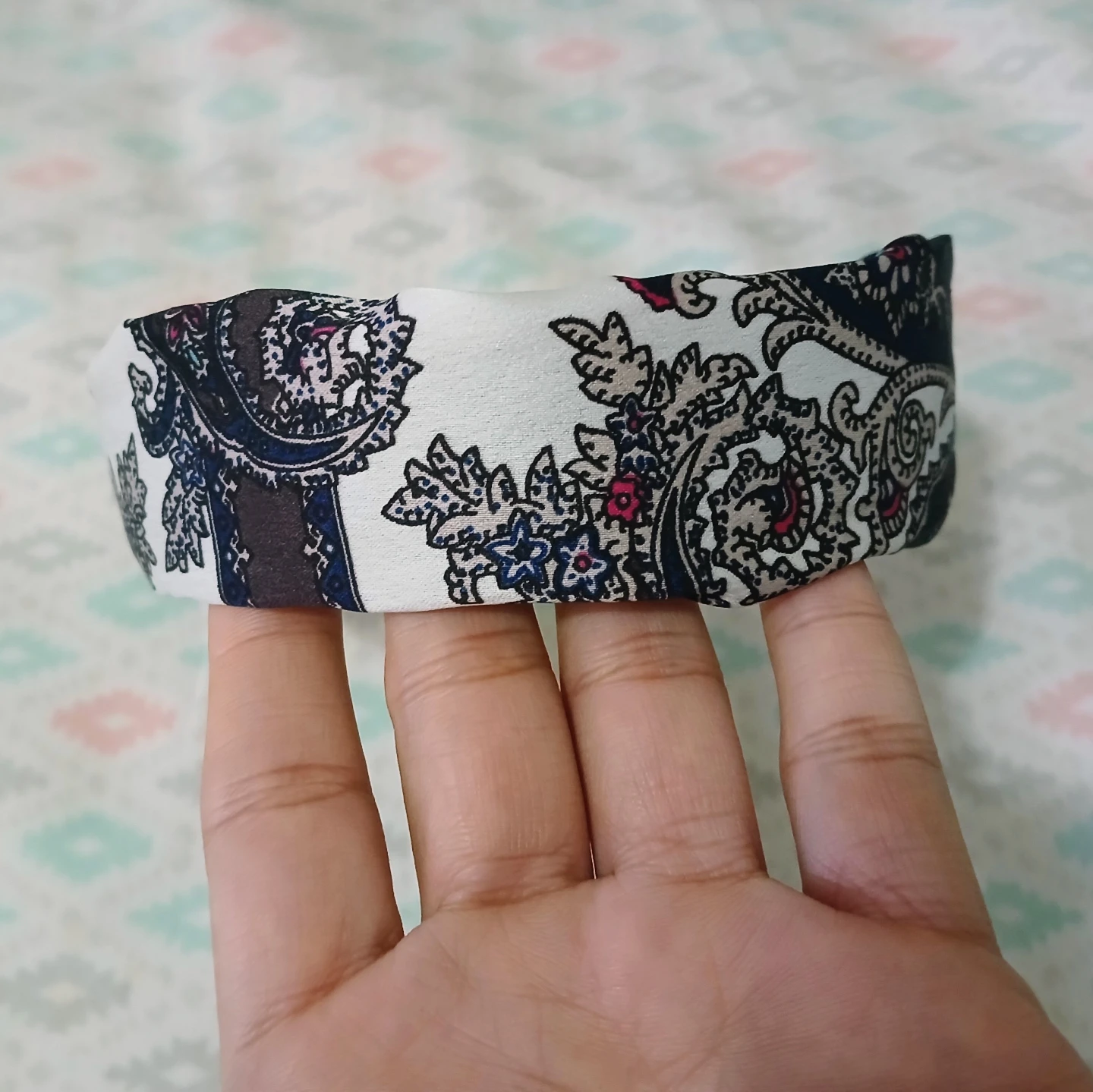 Set of 4 Stylish Headbands - photo 5