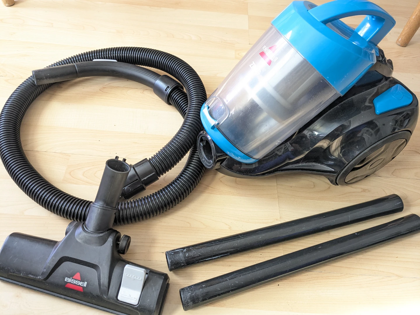 Bissell ZING Bagless Compact Vacuum Cleaner