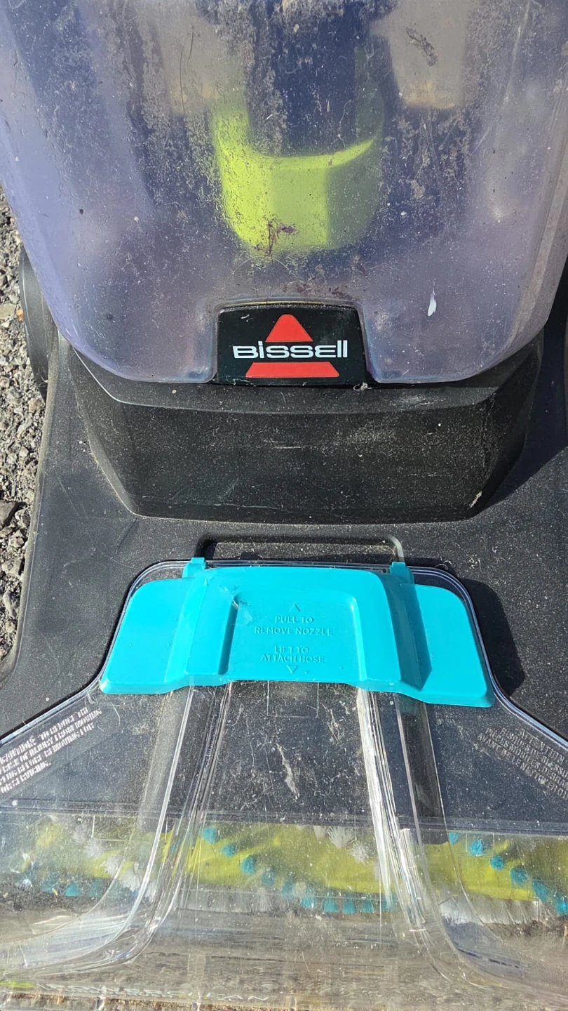 Bissell PowerForce PowerBrush Carpet Cleaner 🧼 - photo 3