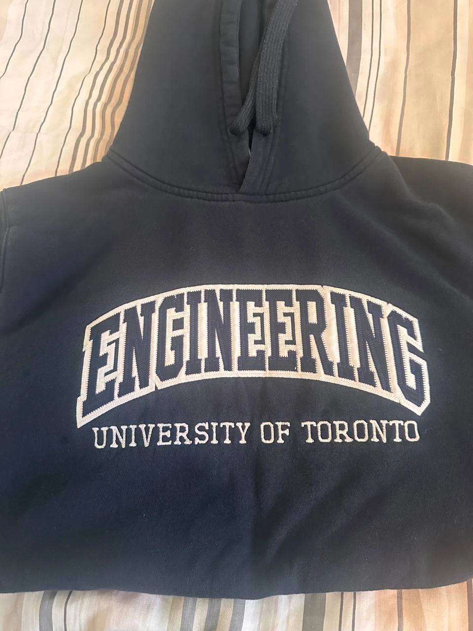 University of Toronto Engineering Hoodie - Size M