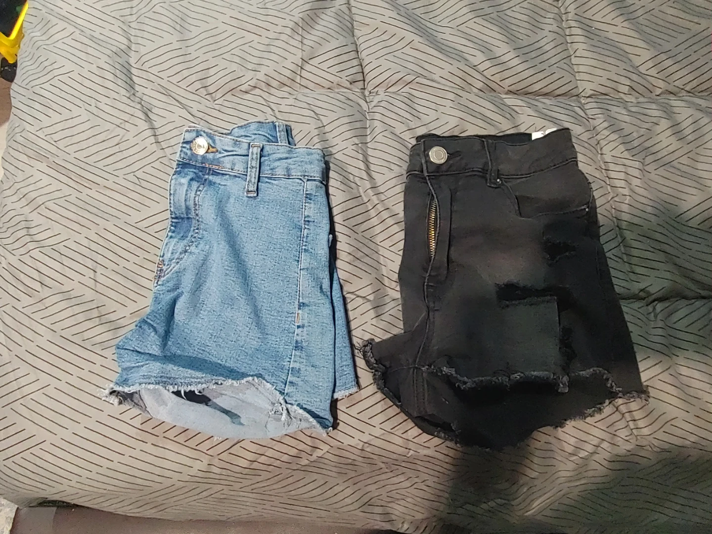 Pre-Teen Assorted Clothing Bundle all Size XS/SM - photo 5