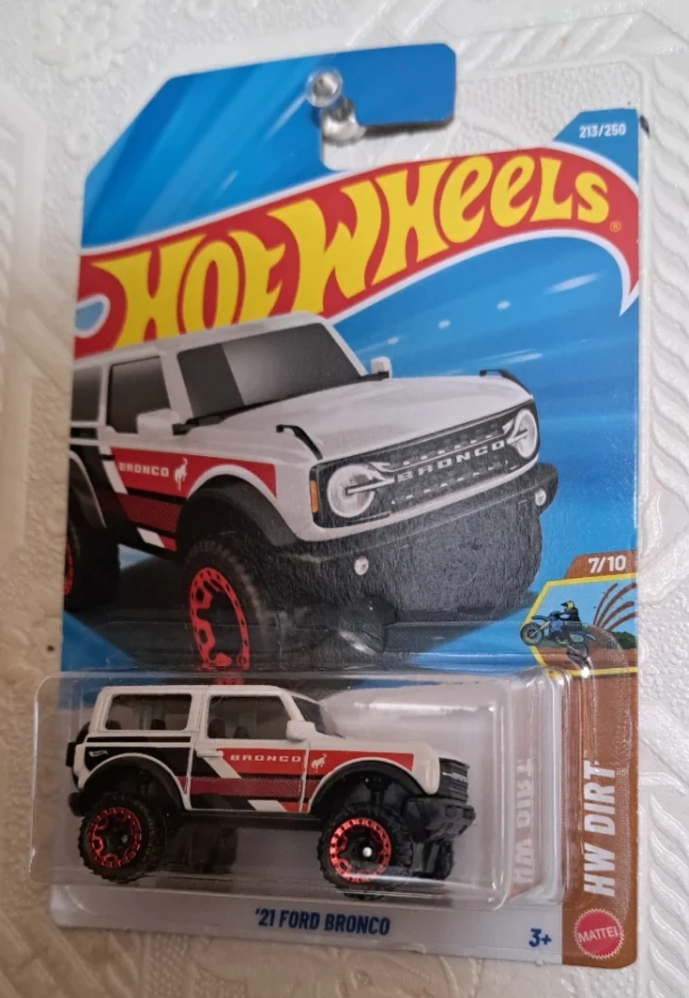 Hot Wheels '21 Ford Bronco White