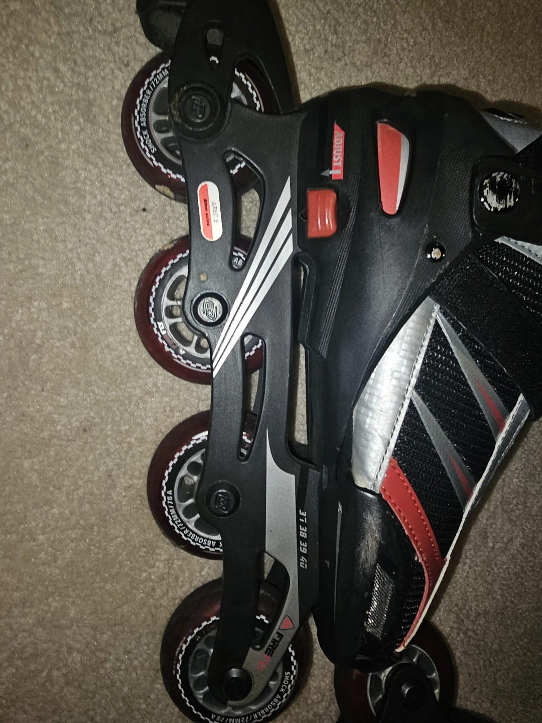 Firefly Roller blades size 7 - photo 2