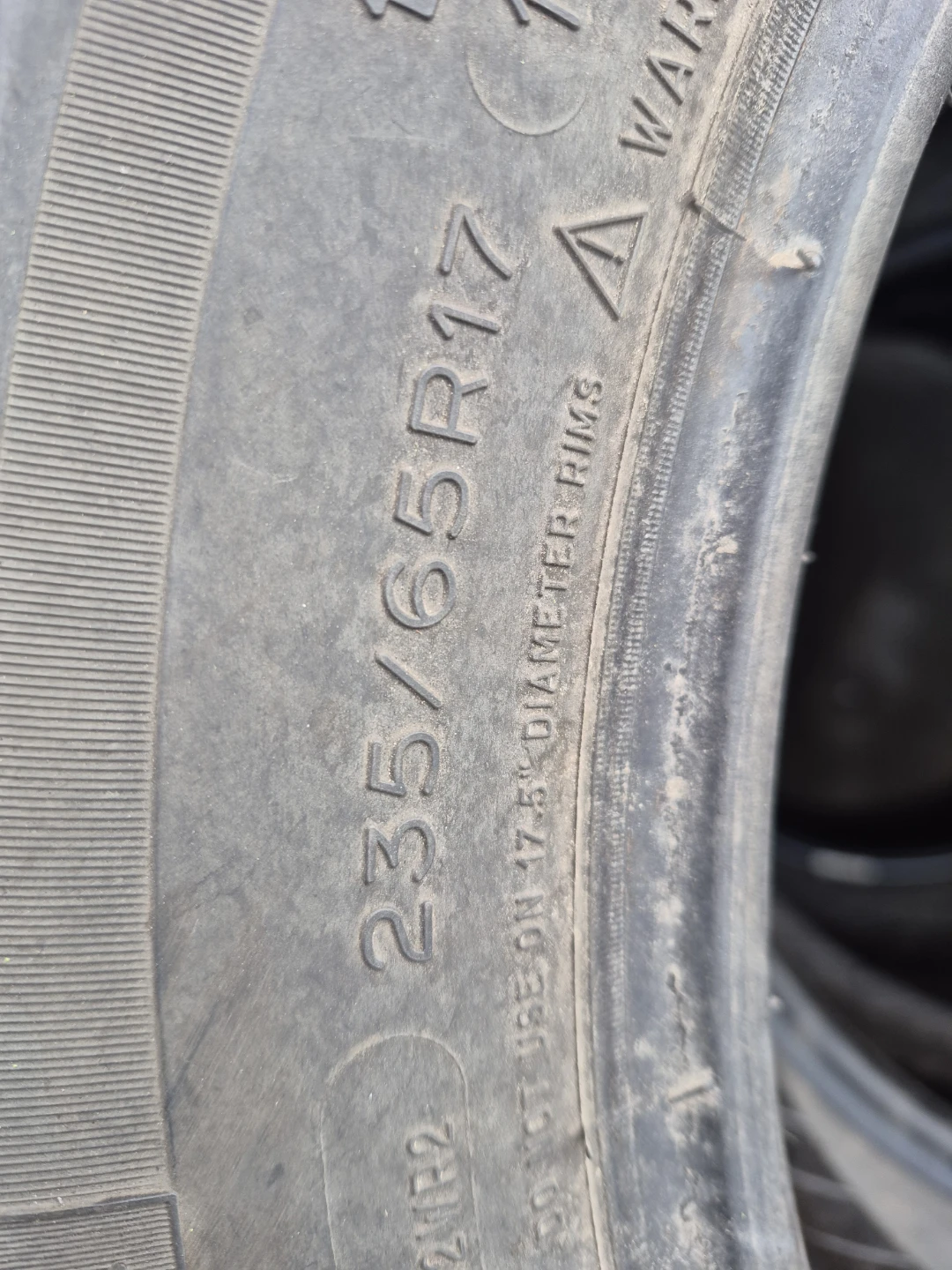 Michelin 235/65R17 four Winter Tires - photo 4
