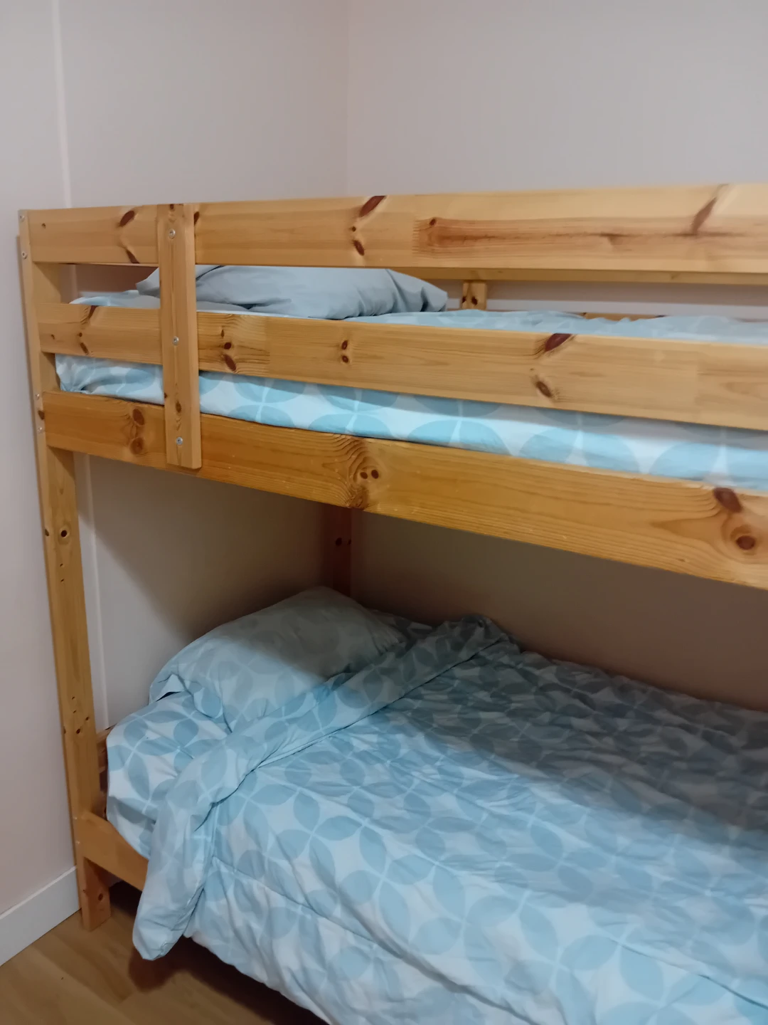 Solid Wood Twin Bunk Bed - photo 2