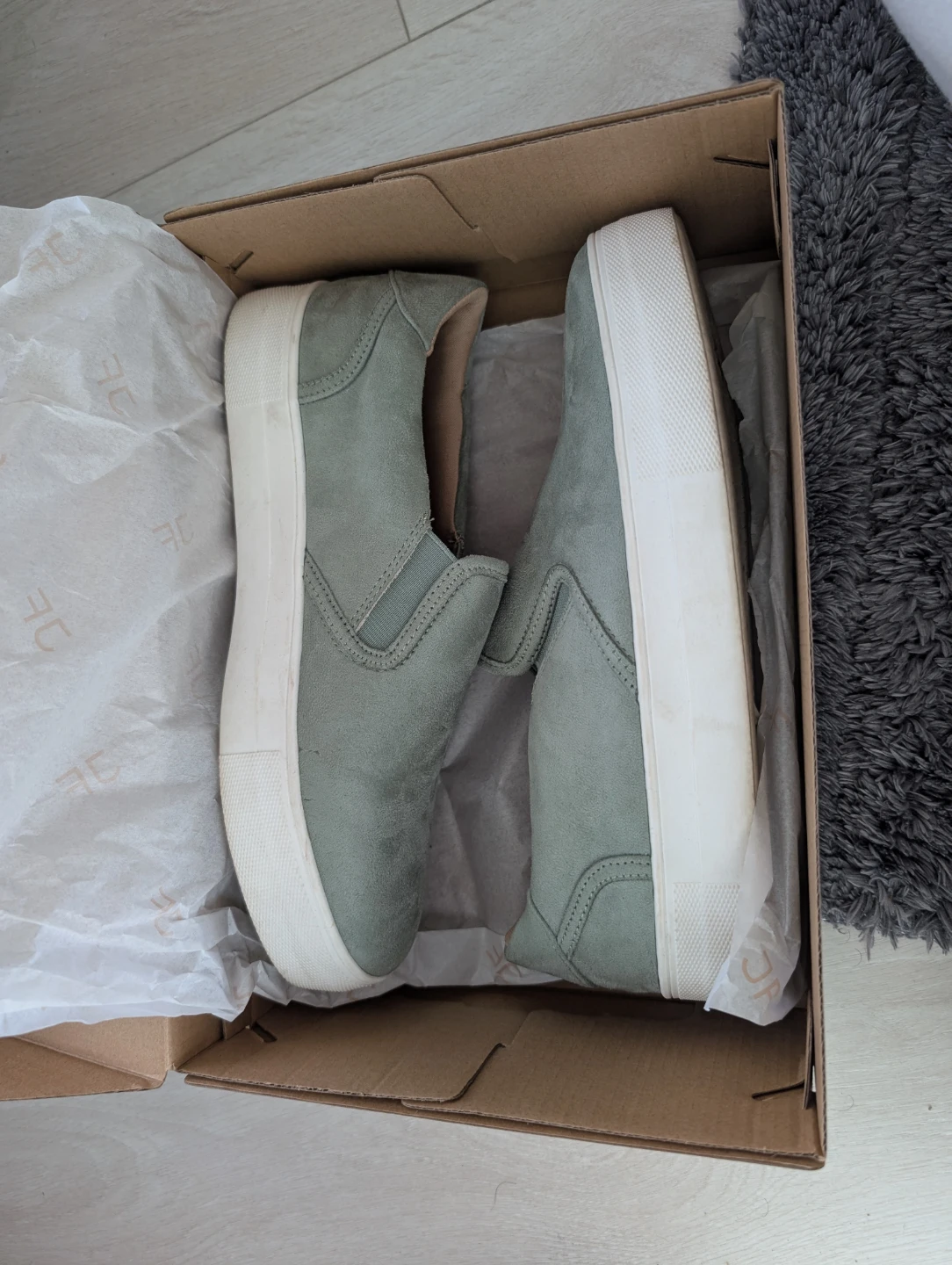 Move out sale: Just Fab Slip-On Shoes - photo 5