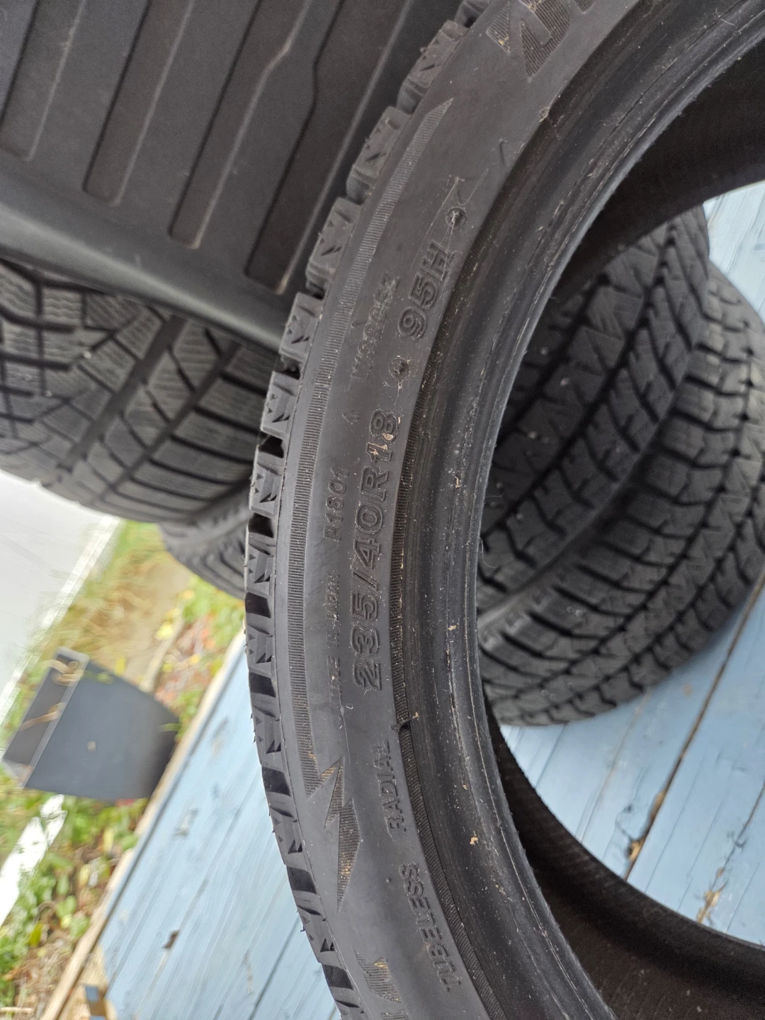 Bridgestone Blizzak WS90 235/40R18 (Single Tire) - photo 3